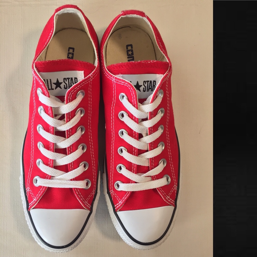 Women's Converse Chucks